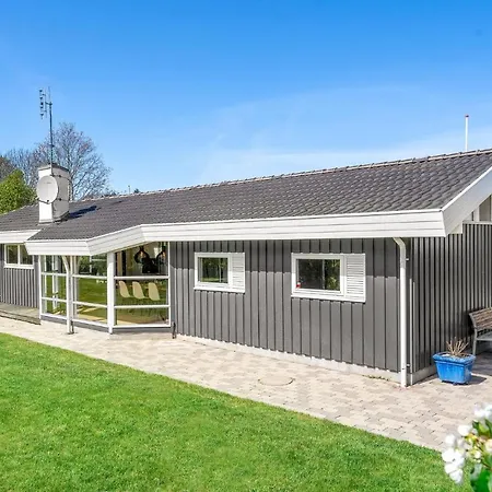 Feriehus In Nykobing Sj With Wifi Nyrup